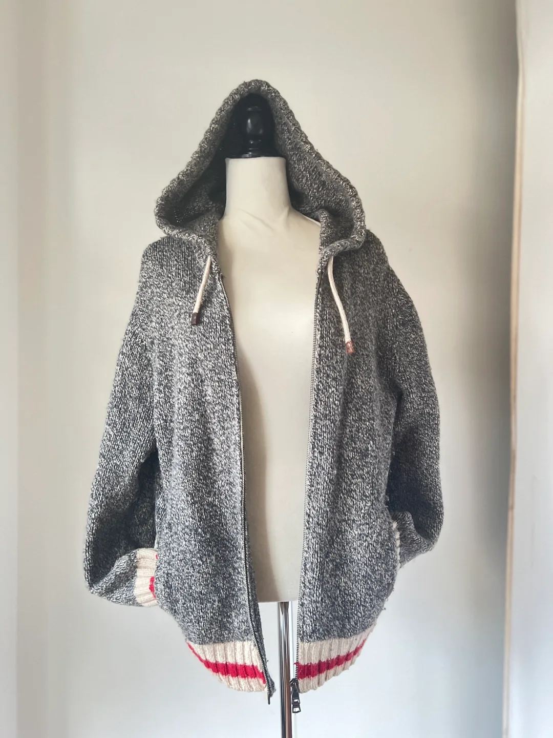 Roots Grey Hooded Knit Zip-Up Sweater image indicator(3)