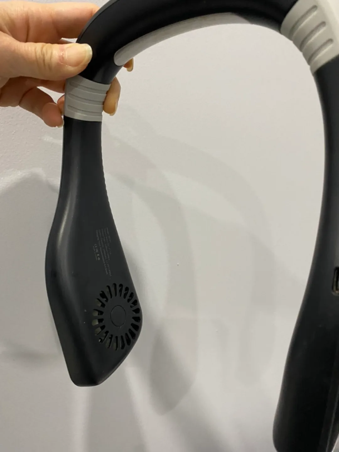 Portable Neck Fan #freecycle image indicator(3)