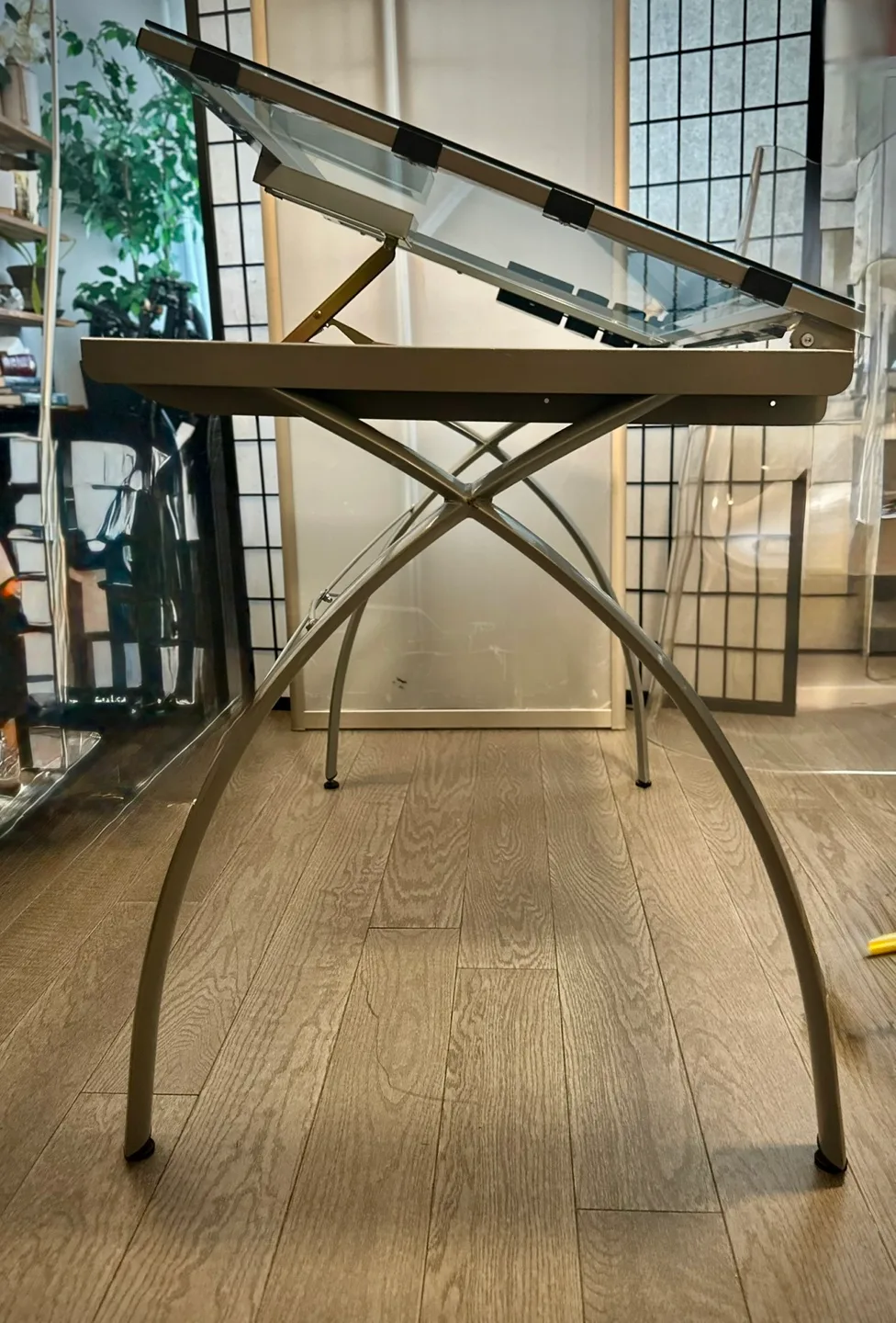 Adjustable Drafting Table with Glass Top image indicator(5)