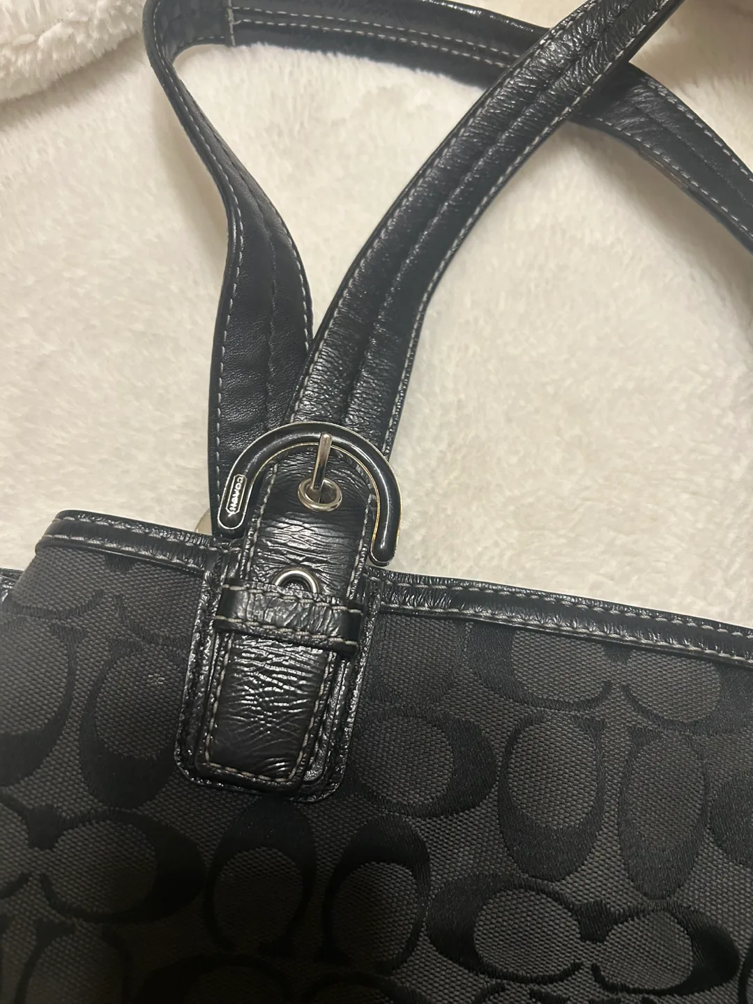 Coach Black Signature Tote Bag image indicator(6)