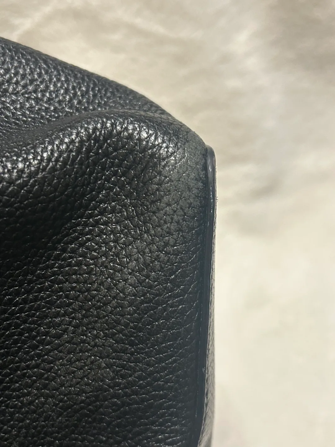 Kate Spade New York Black Leather Tote Bag image indicator(6)