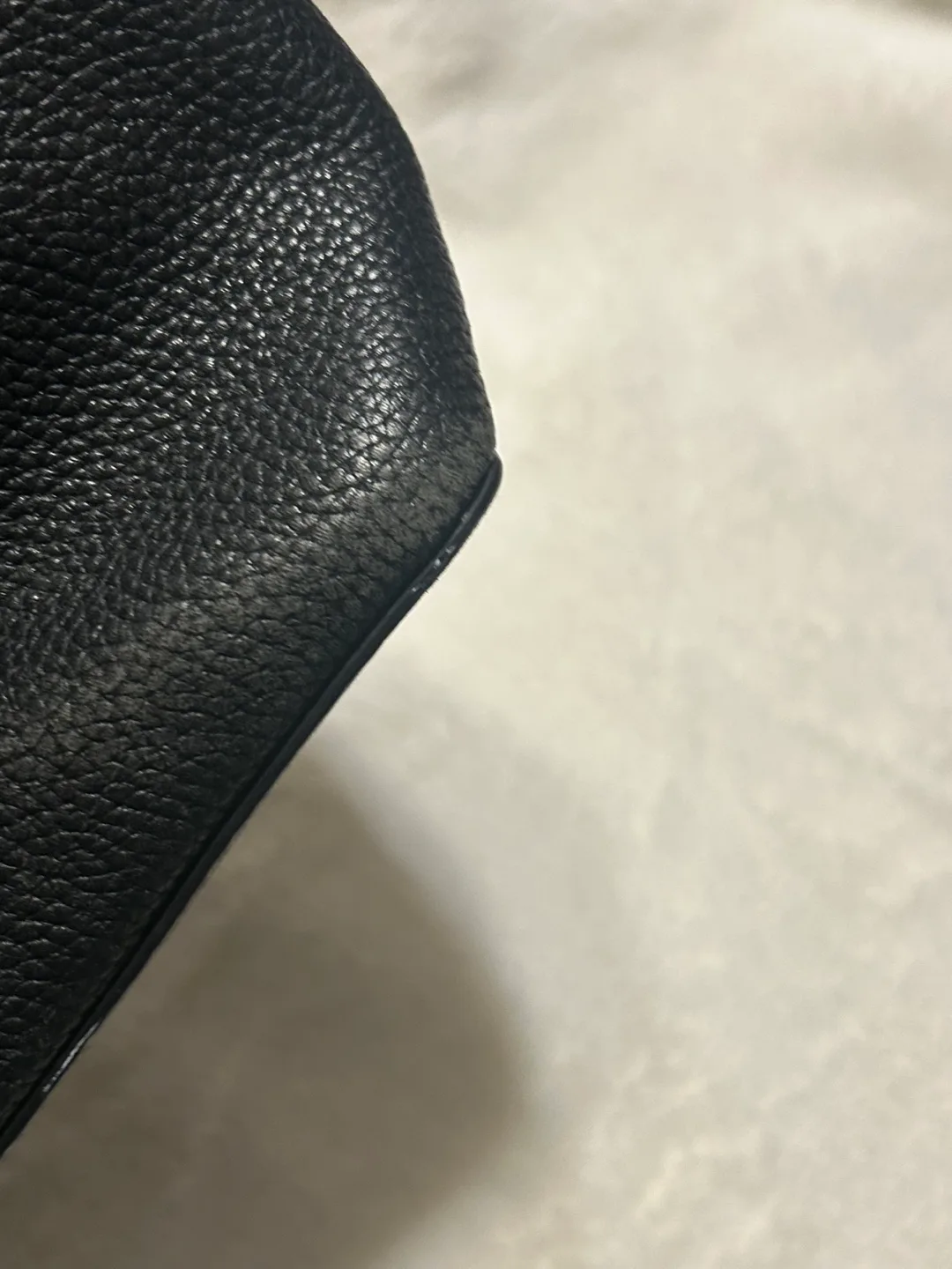 Kate Spade New York Black Leather Tote Bag image indicator(5)