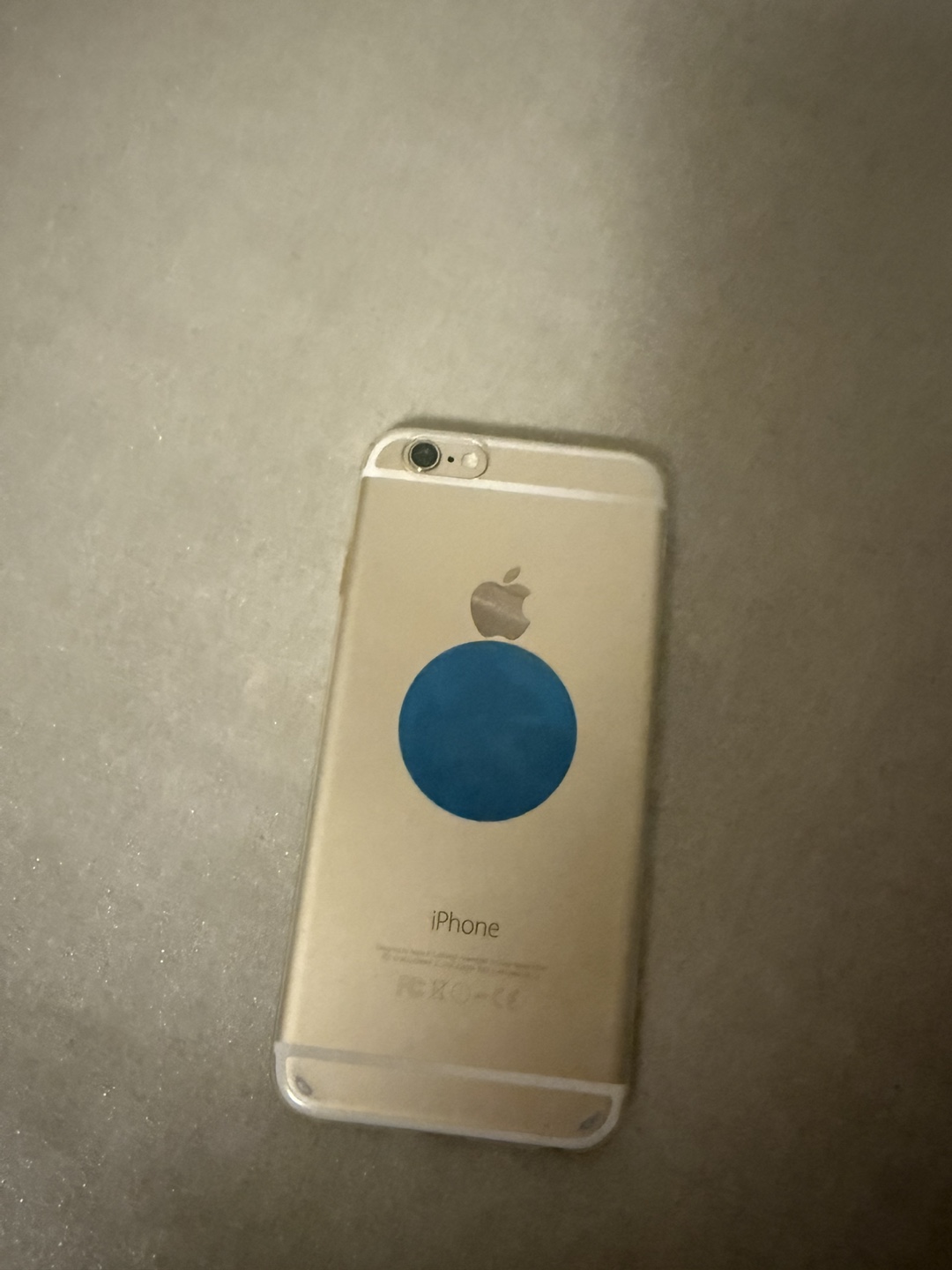 iPhone 6- Gold - 96% Battery Health - photo 2