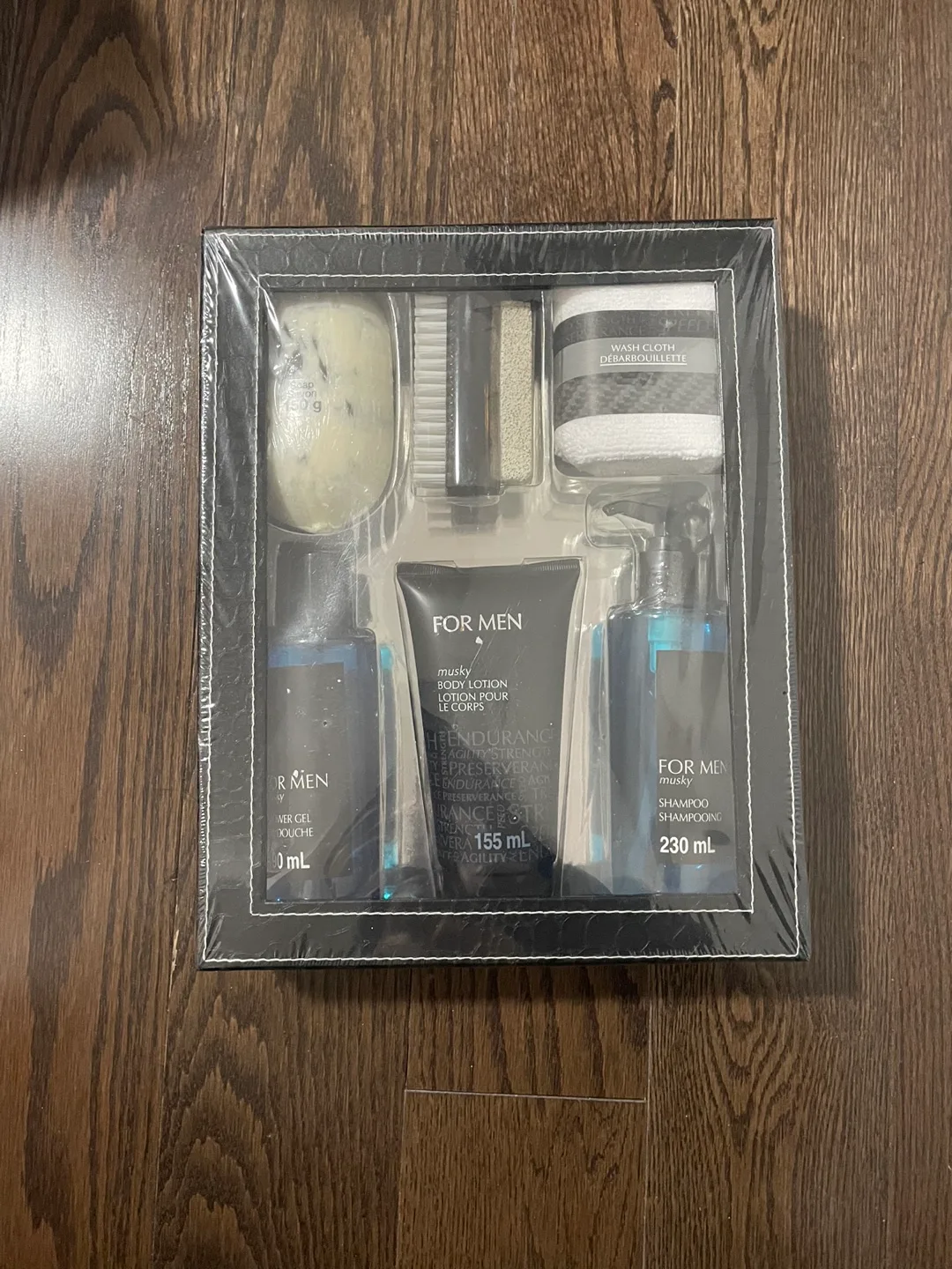 Musky Body Care For Men Gift Set thumbnail