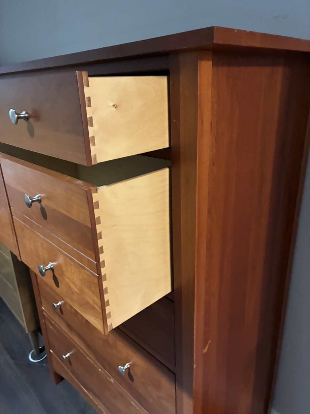 Cherry Wood 6-Drawer Chest - photo 3