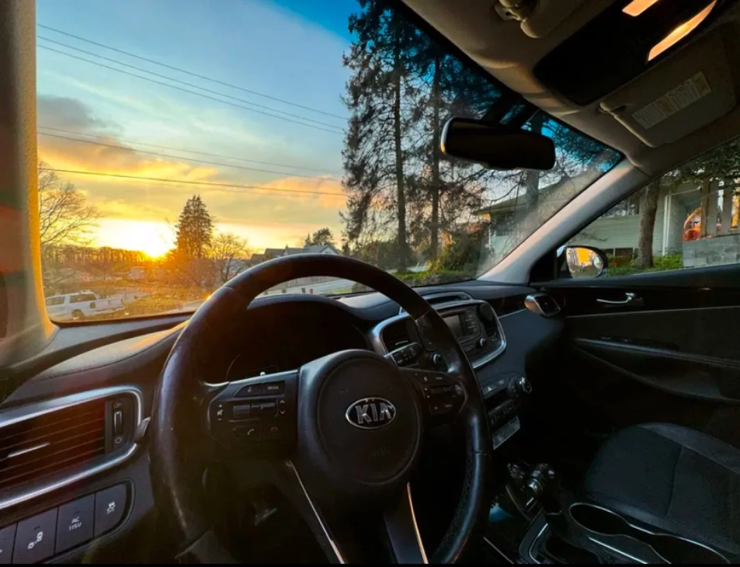 2016 Kia Sorento EX - Silver SUV image indicator(10)