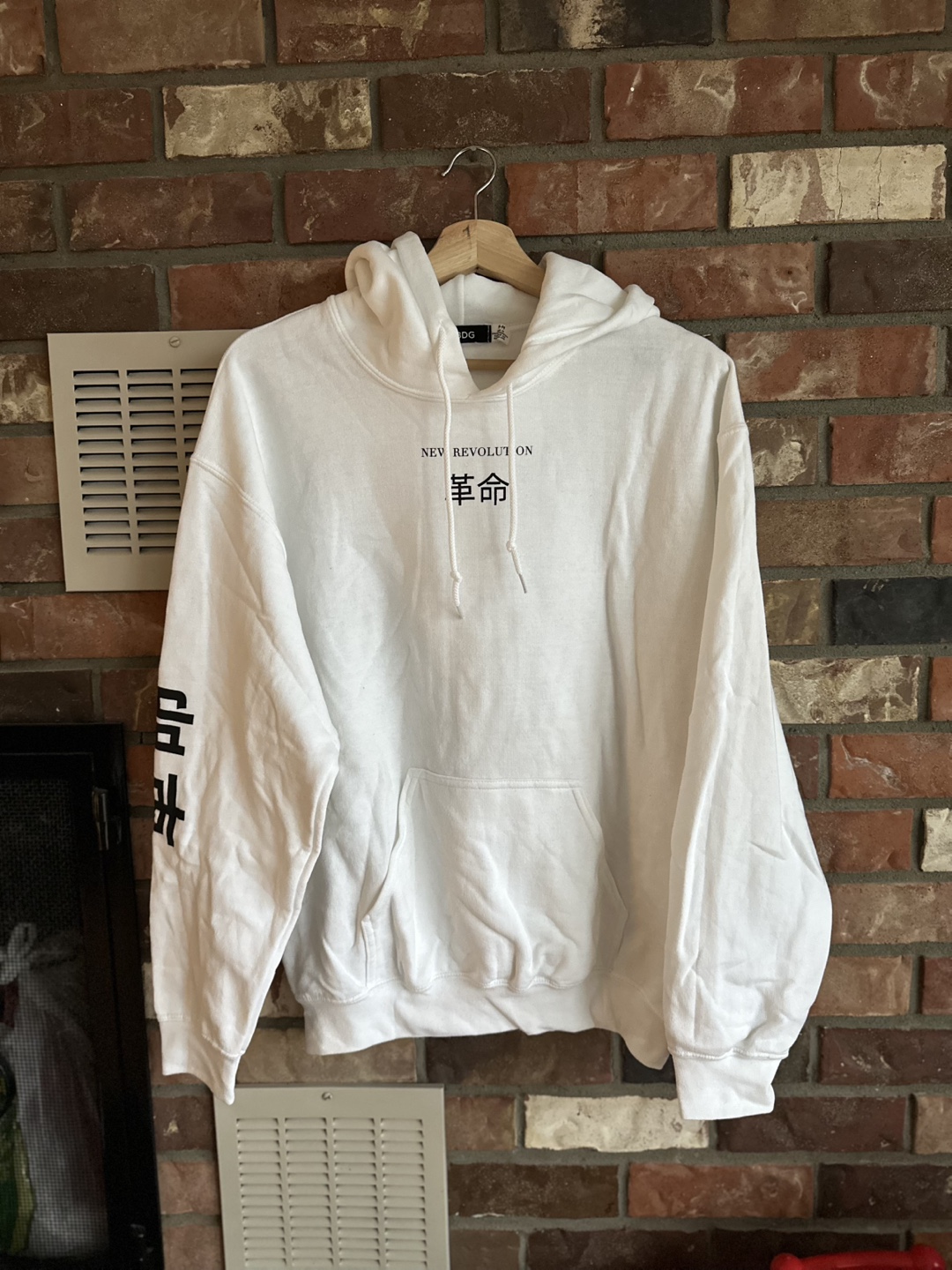 BDG Urban Outfitters White Graphic Hoodie (M) - photo 2