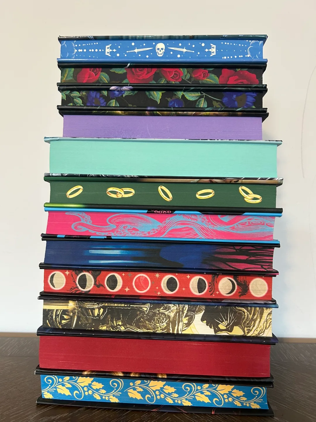 Brand New Special Edition Spray Edge Fiction Bestseller Books image indicator(3)