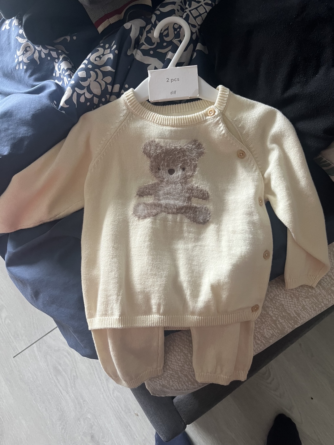 Adorable H&M Baby Knitted Two-Piece Set - photo 2