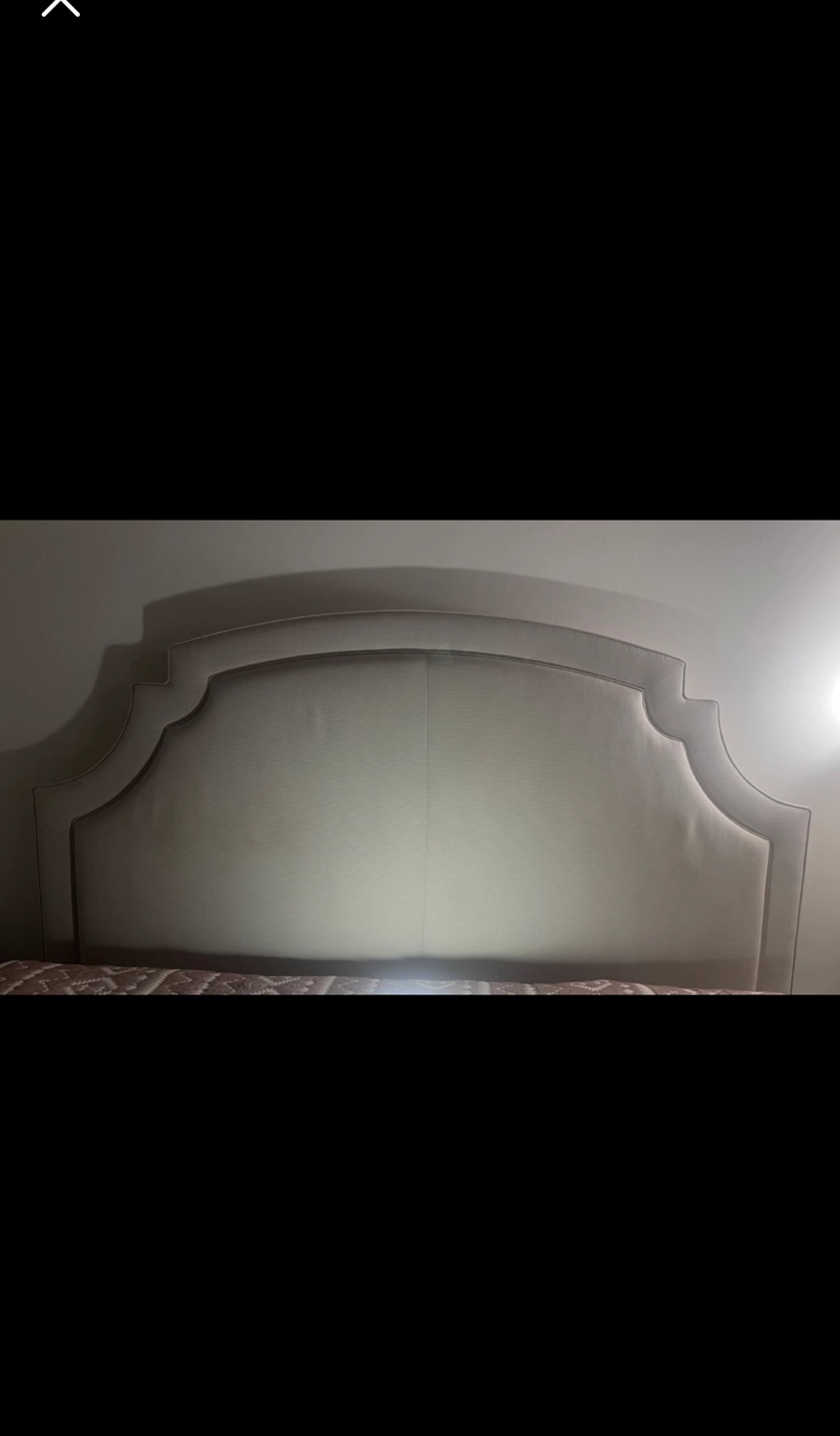Decca Elegant King Headboard - photo 3
