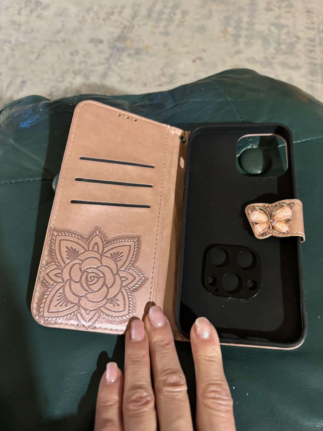 Butterfly Design iPhone 13 Pro Max Case. - photo 2