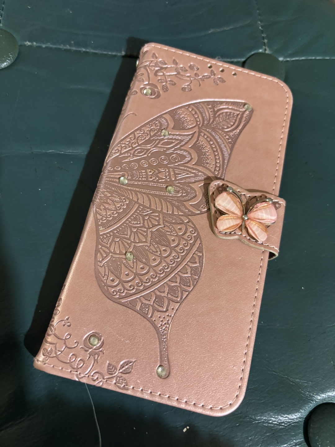 Butterfly Design iPhone 13 Pro Max Case.