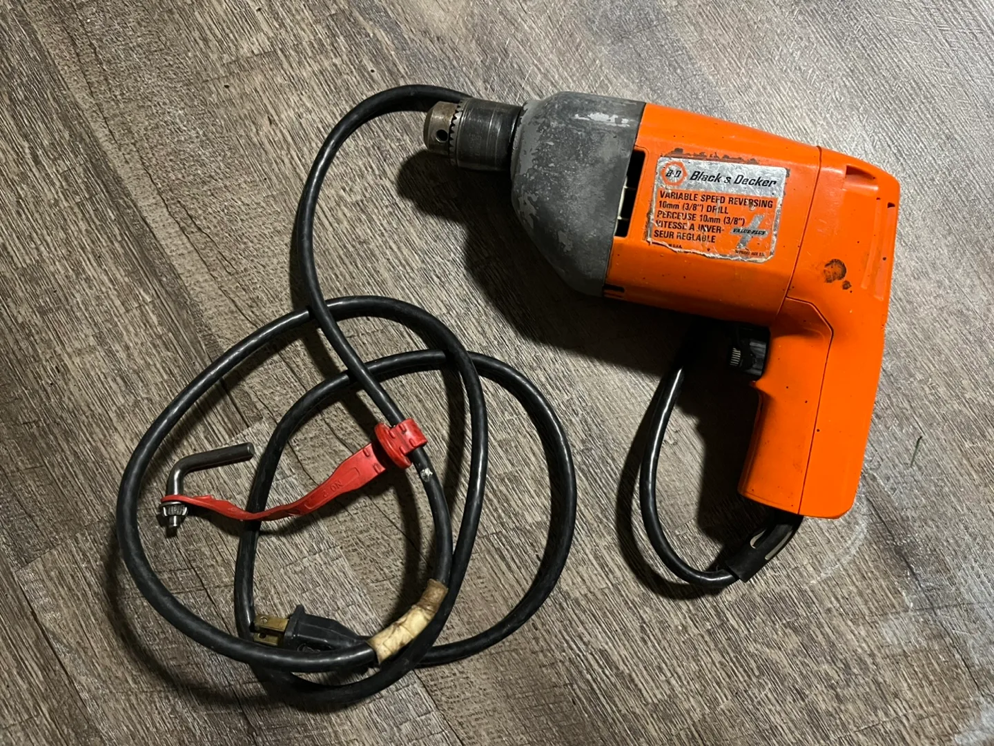 Black & Decker Variable Speed Reversing Drill thumbnail