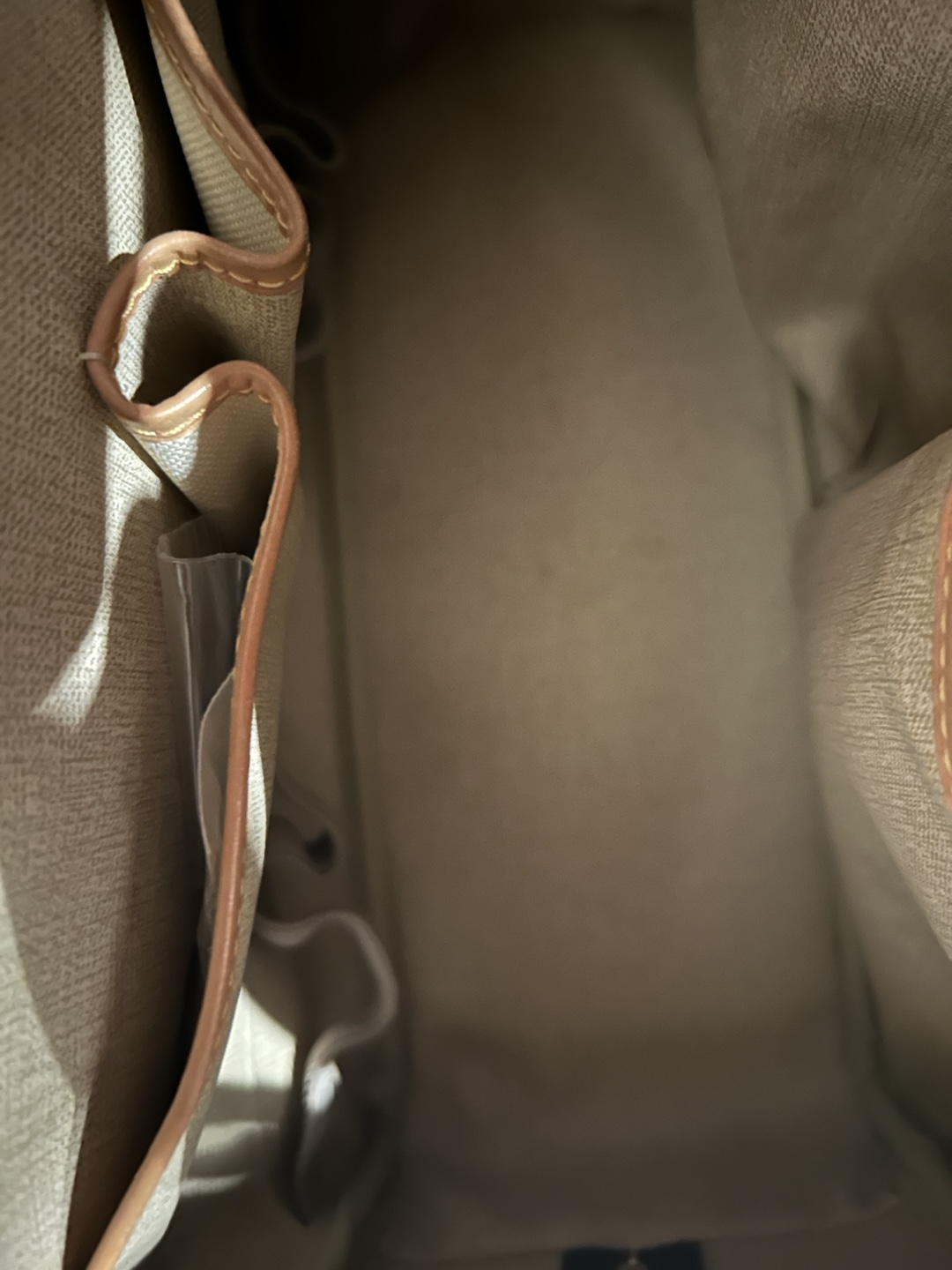 Authentic Louis Vuitton Monogram Deauville - photo 5