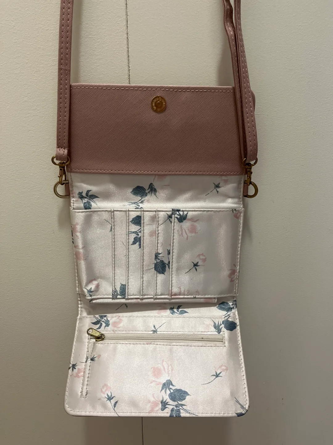 Snidel Pink Crossbody Wallet #freecycle image indicator(3)