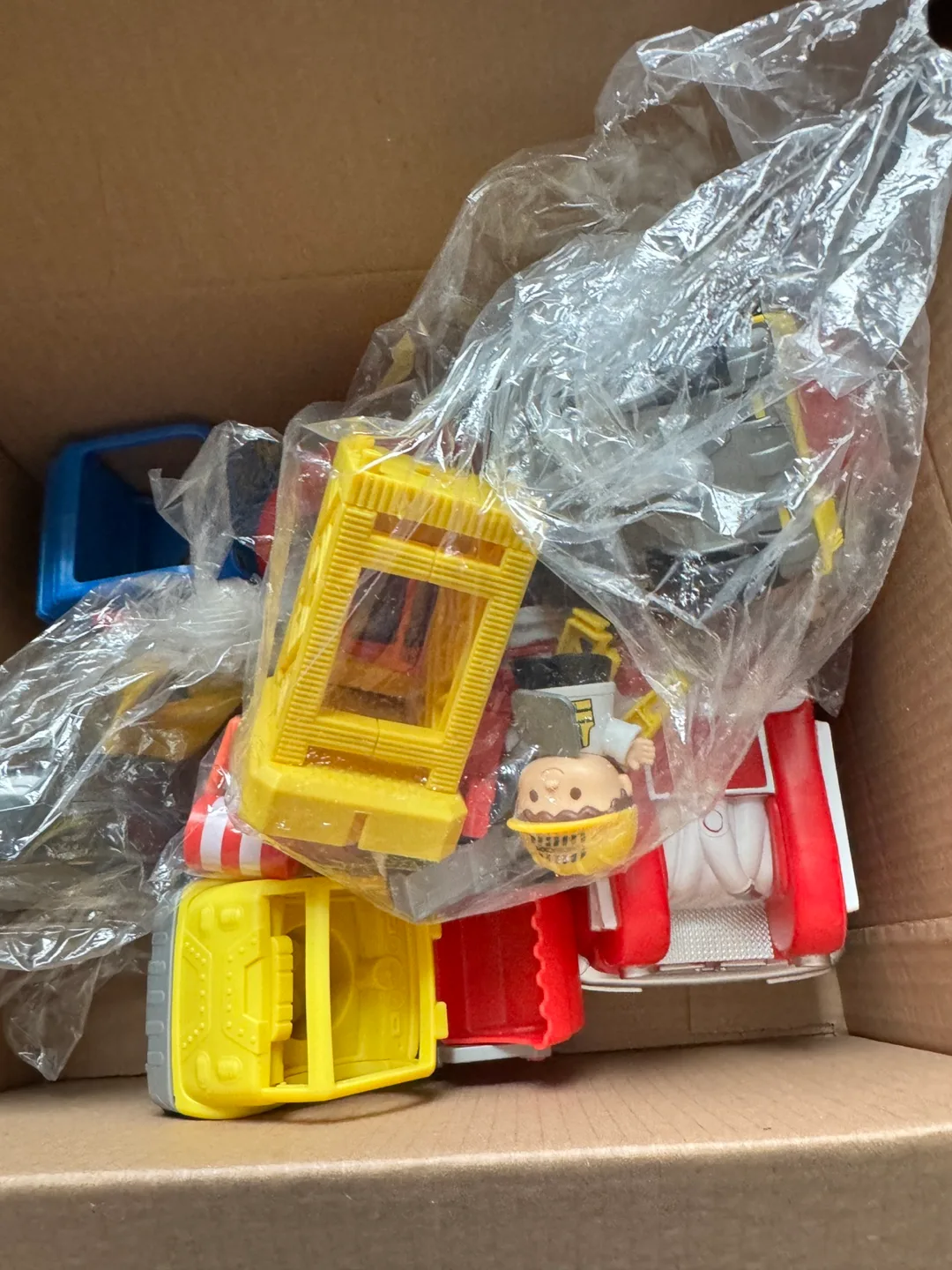 Lot of Children's Toys image indicator(3)