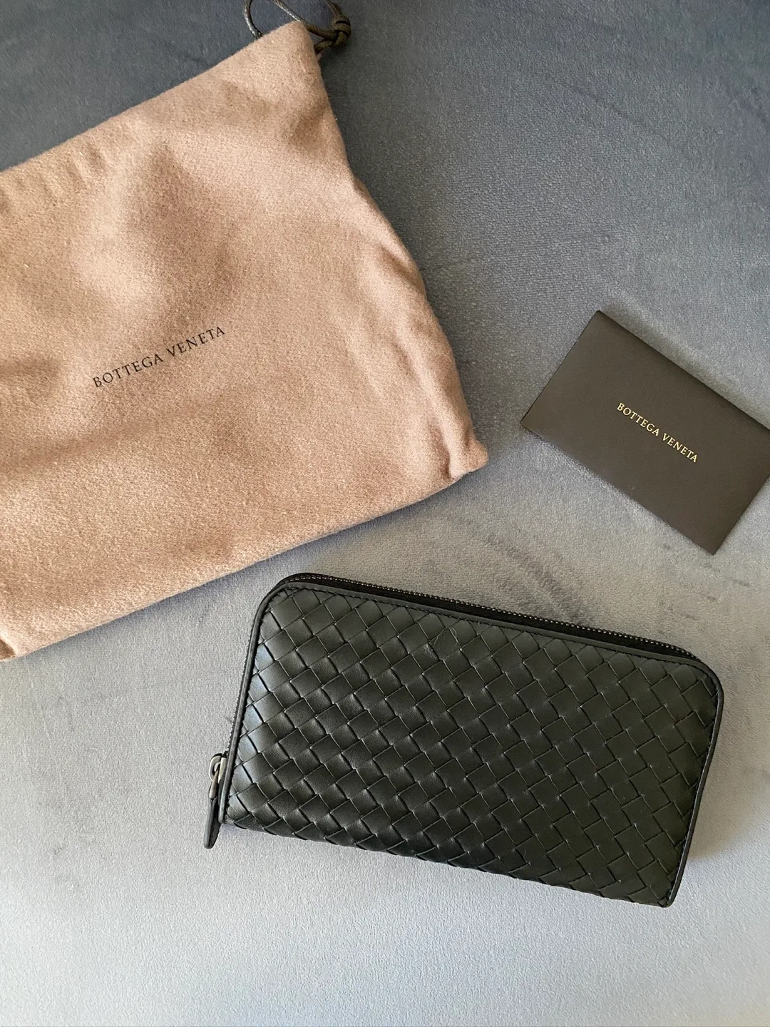 Authentic BRAND NEW Bottega Veneta Leather Wallet thumbnail