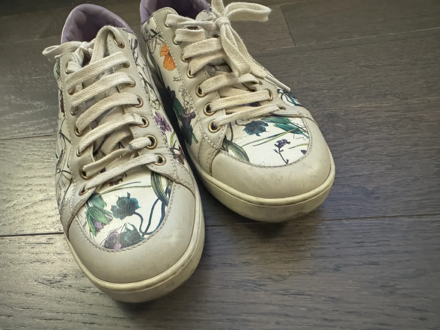 Gucci Floral Print Sneakers image indicator(2)