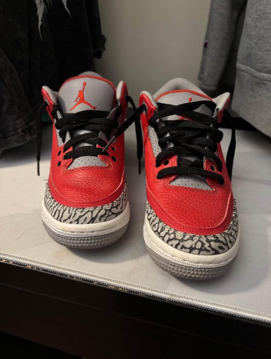 Jordan 3s Retro SE Unite - photo 2