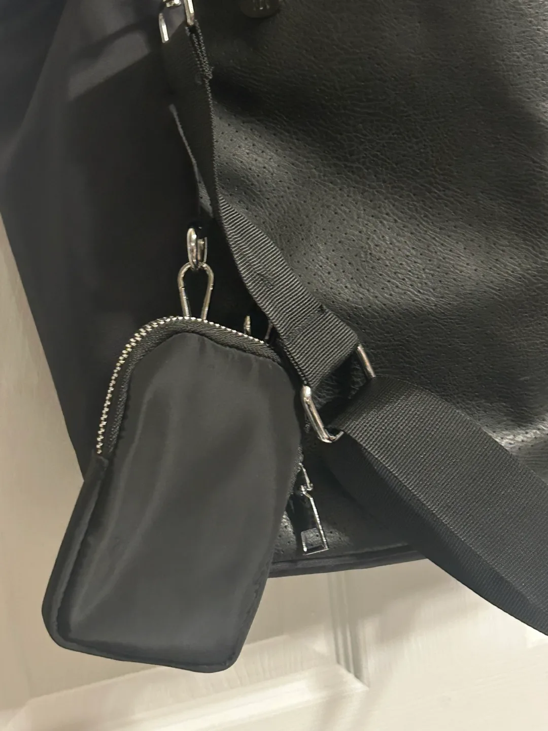Kyodan Activewear Black Tote Bag image indicator(3)