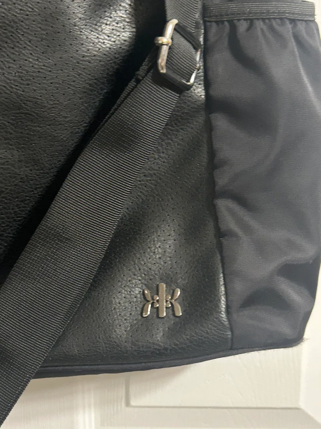 Kyodan Activewear Black Tote Bag image indicator(2)