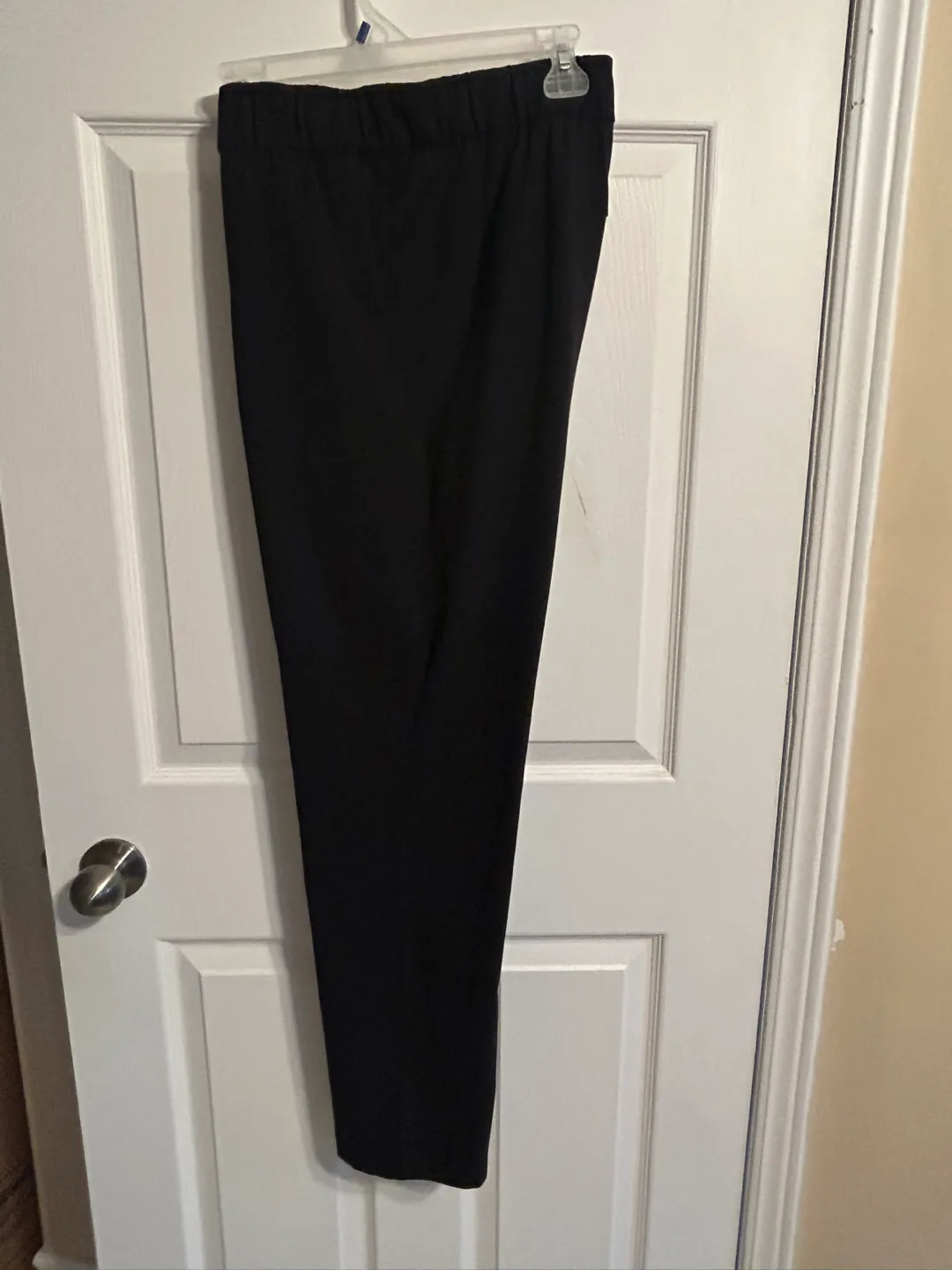 Lululemon “on the fly Pants” image indicator(4)