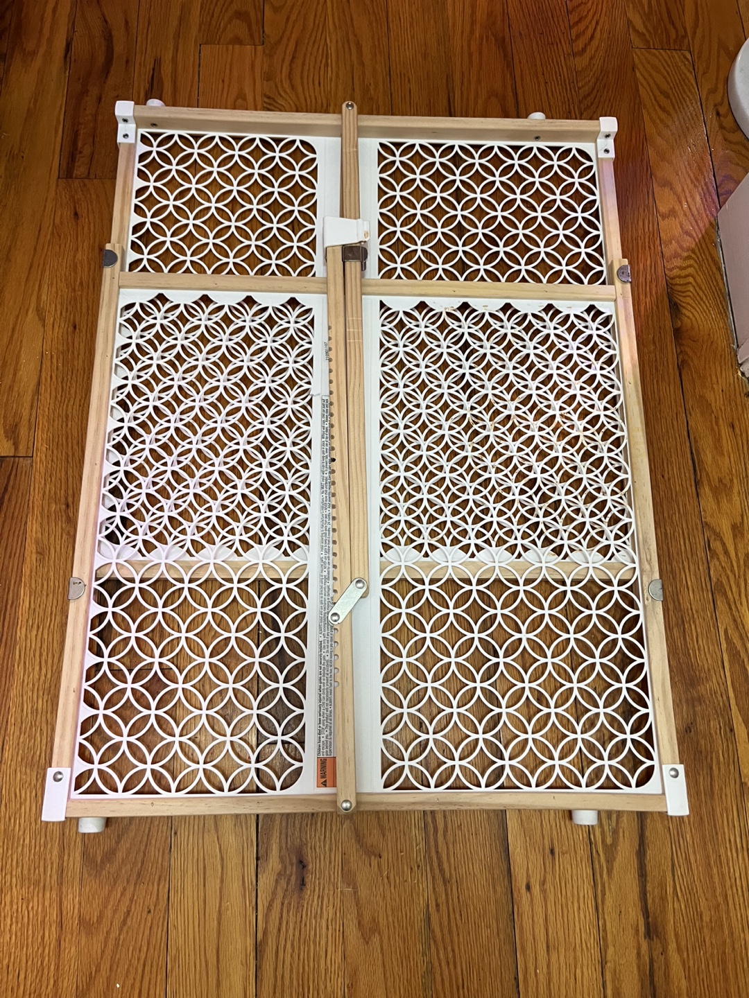 Retractable Pet Gate