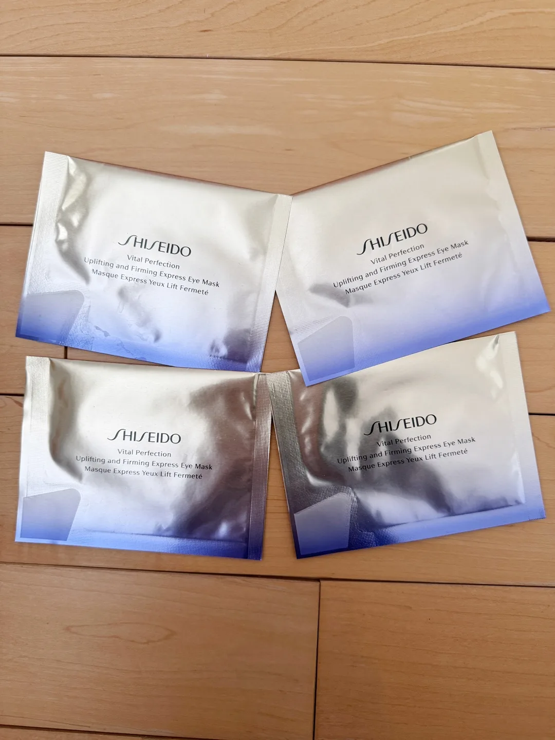 Shiseido Vital Perfection Uplifting & Firming Express Eye Masks thumbnail
