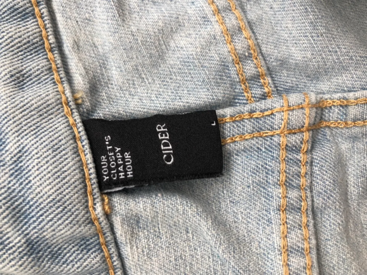 Cider Light Wash Denim Shorts with Heart Embroidery - Size Large image indicator(3)