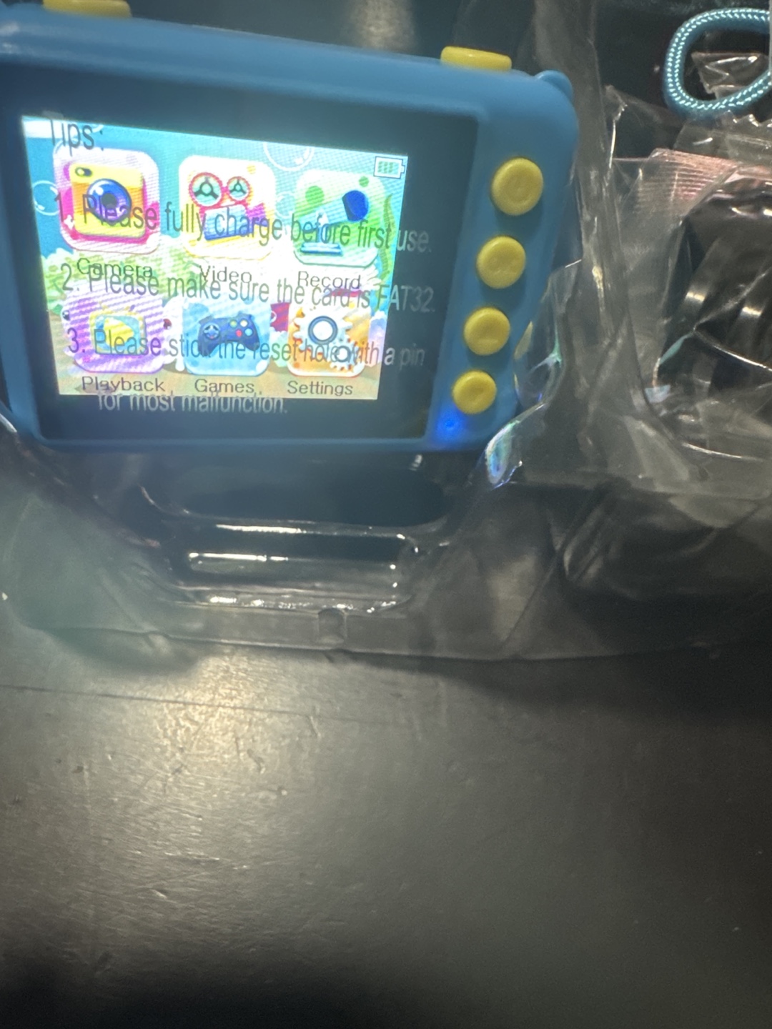 Kids Underwater Camera with Case and Accessories - photo 4