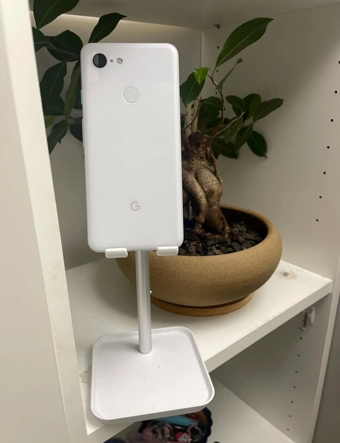 Google Pixel 3 Smartphone 64GB - White (Unlocked) image indicator(2)