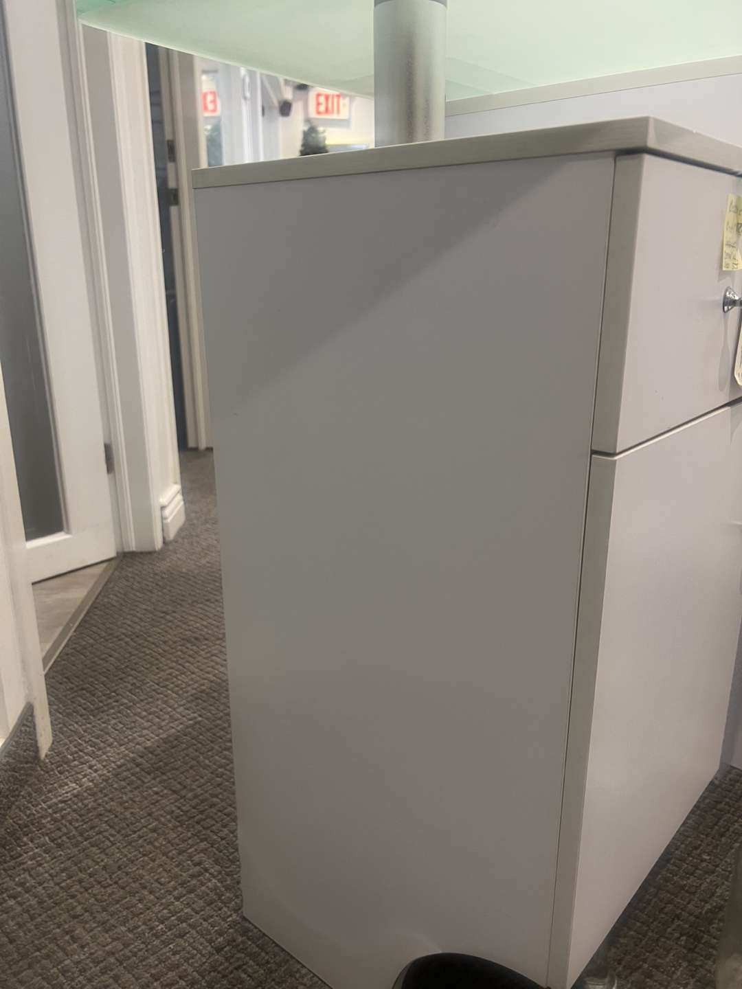 Reception Desk - photo 4