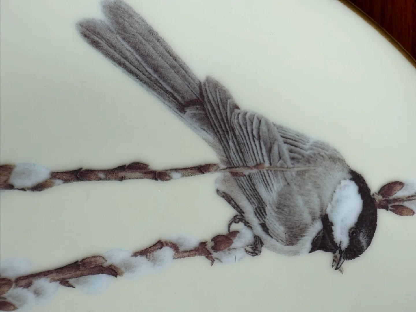 Glen Loates Wildlife Series Plate - Black-capped Chickadees image indicator(6)