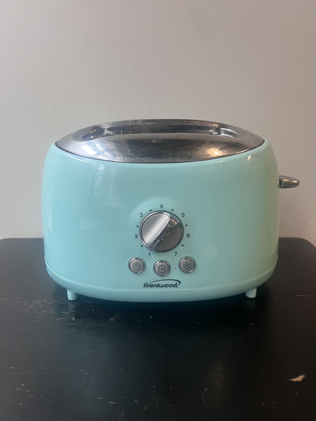Brentwood Mint Green 2-Slice Toaster