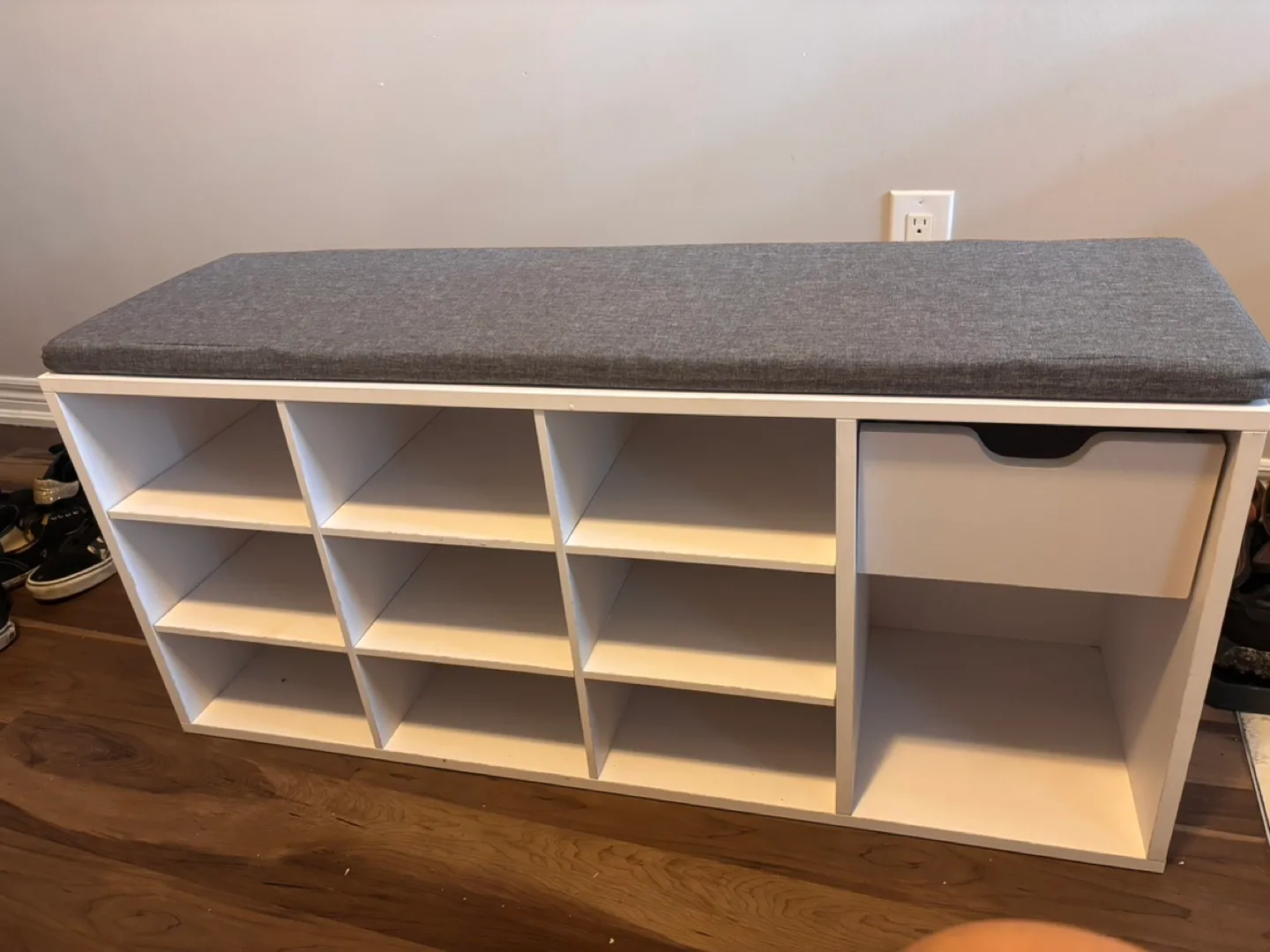 White Shoe Storage Bench with Cushioned Top thumbnail