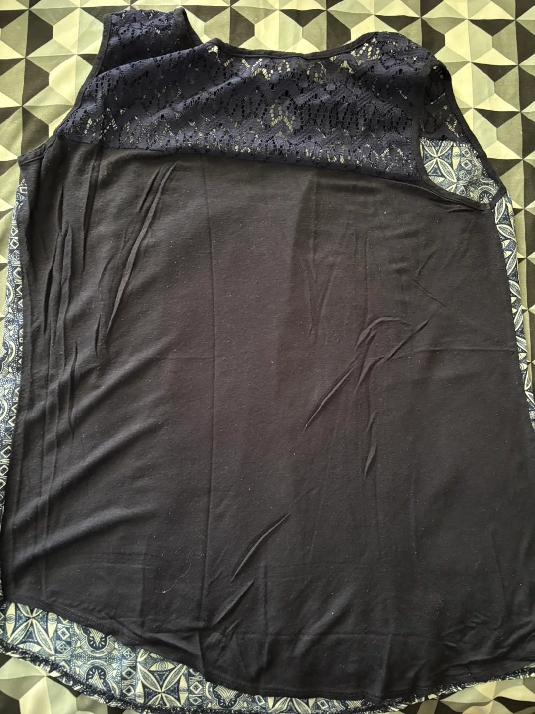 Women's Tops image indicator(2)