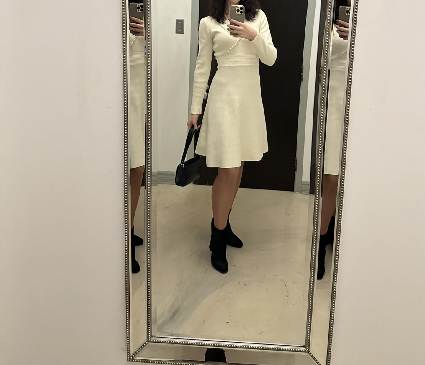 Cream-coloured pearl dress - photo 2