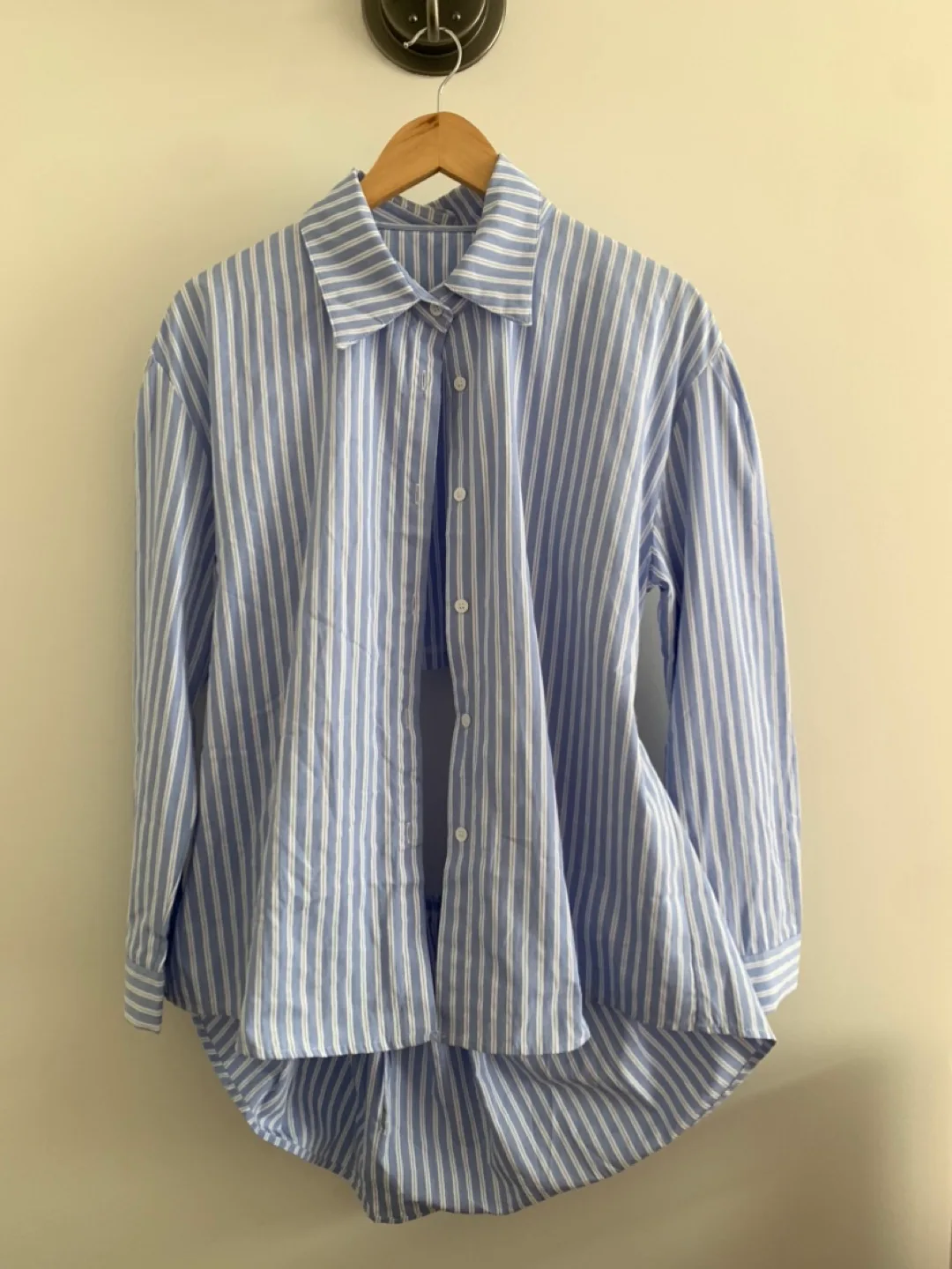 Blue Striped Open Back Blouse image indicator(2)