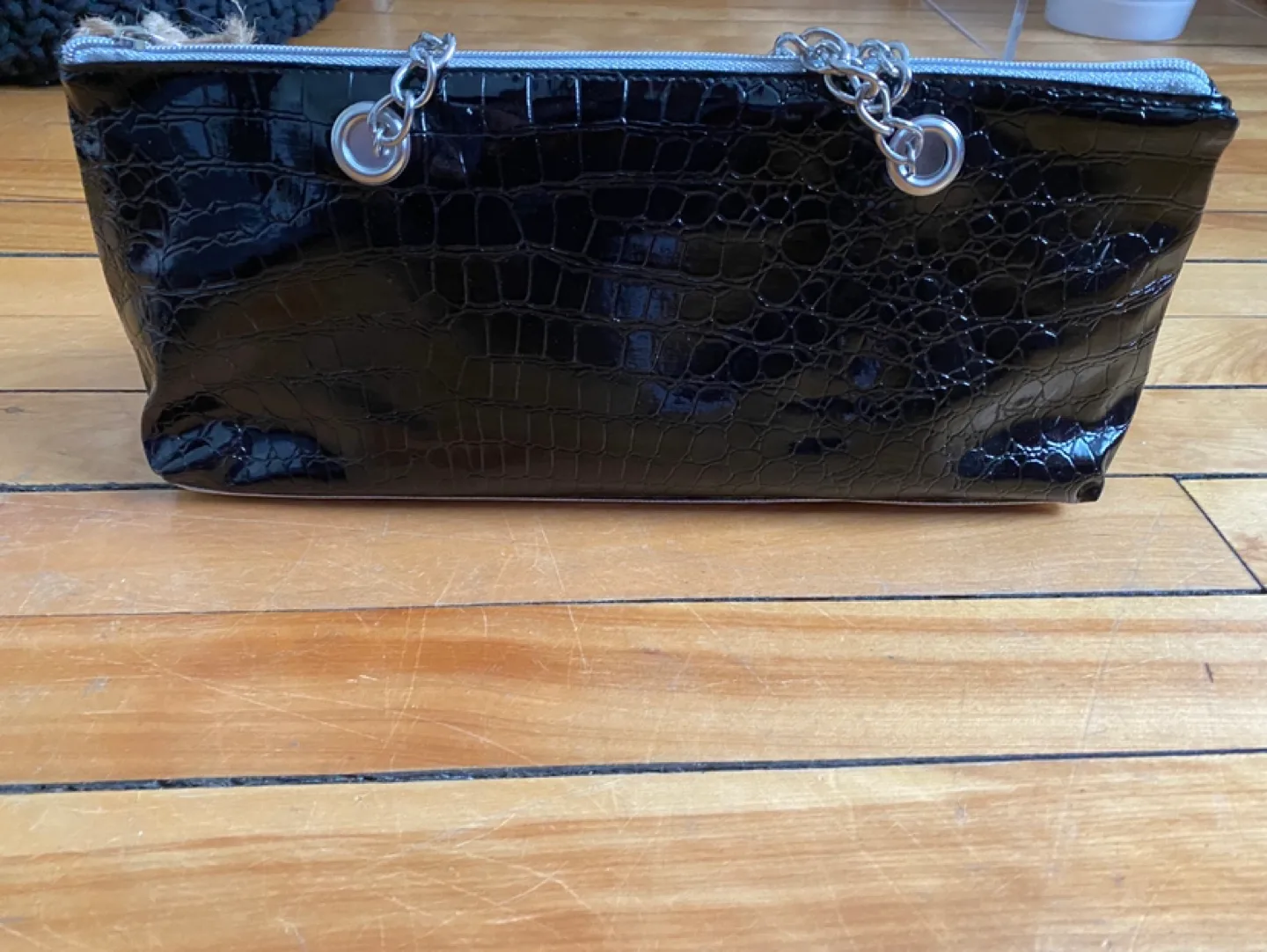 Black Insulated Wine Tote Bag with Bottle Stopper image indicator(2)