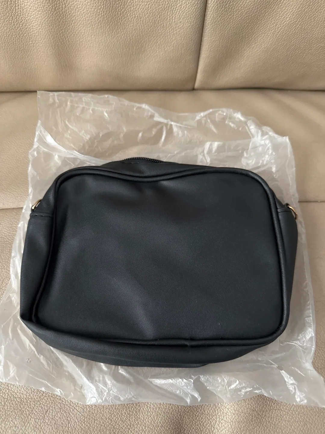 Brand New Black Bag image indicator(2)