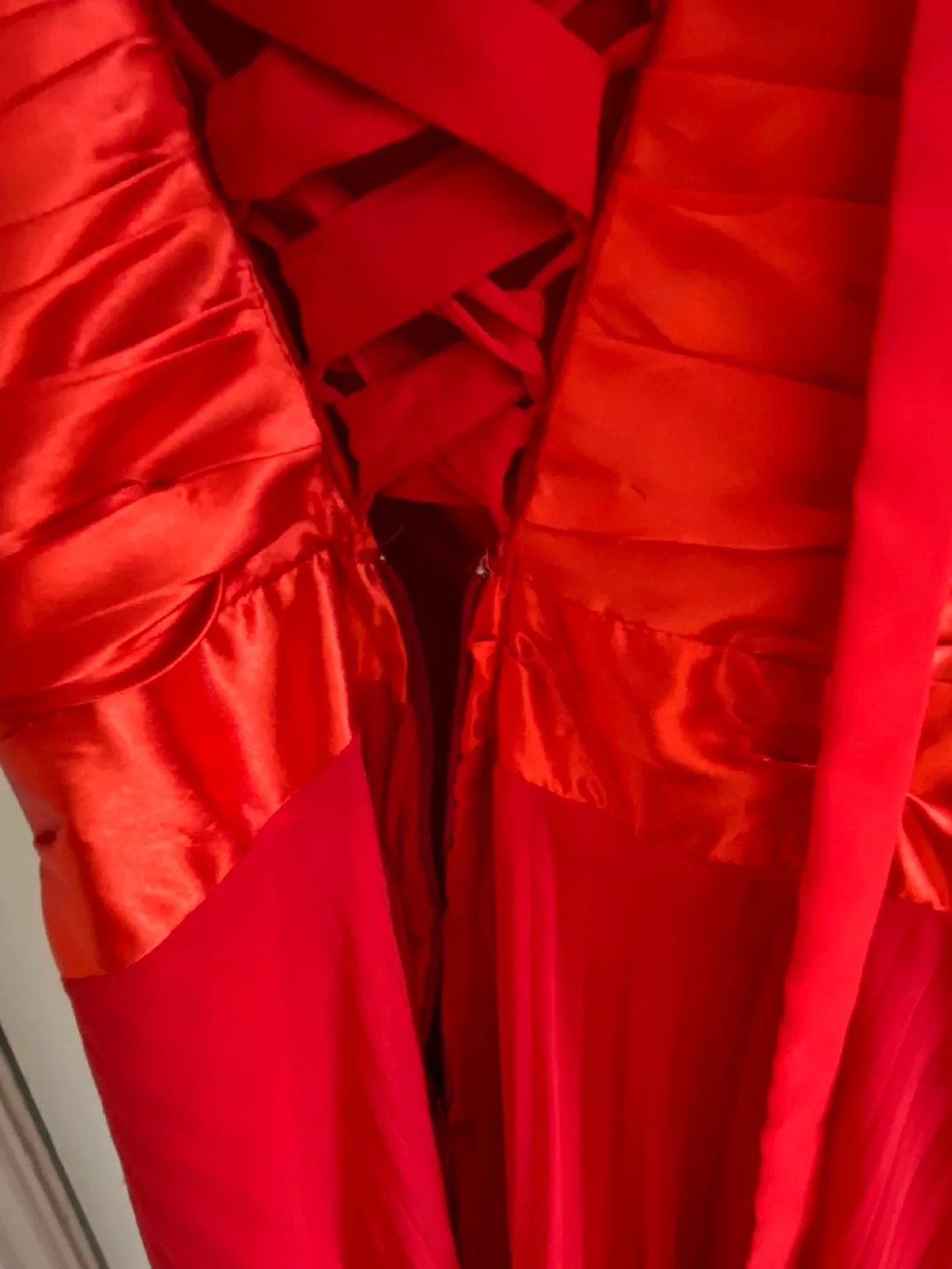 Red One-Shoulder Gown image indicator(8)