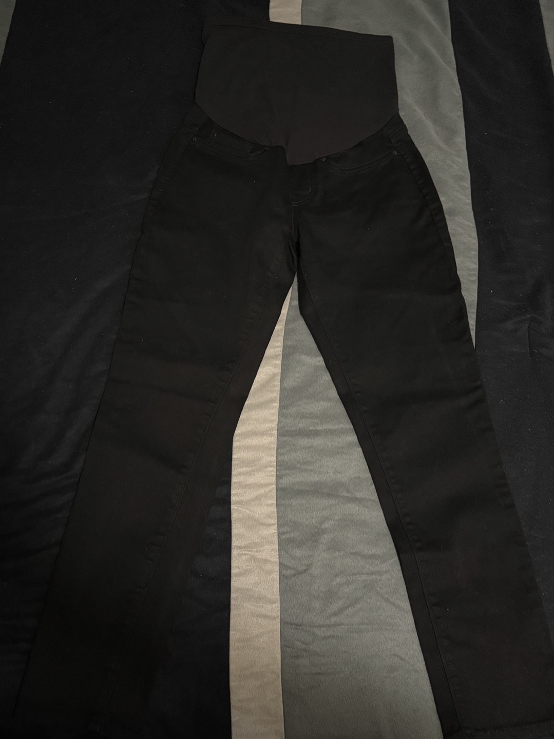 Levi's Signature Gold Maternity Ankle Skinny Jeans