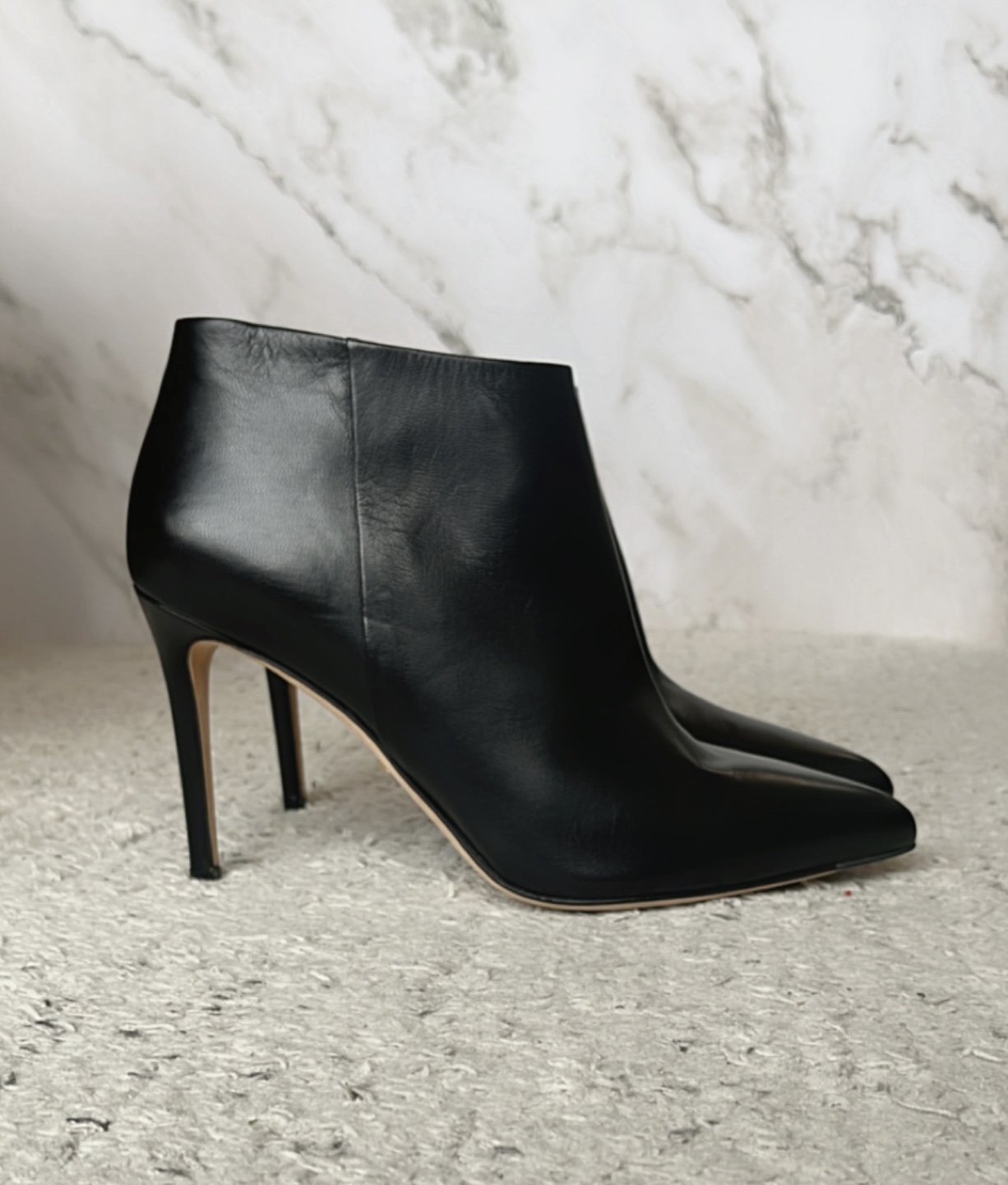 GUCCI Shoes-Black Leather Pointed-Toe Stiletto Ankle Boots - photo 5