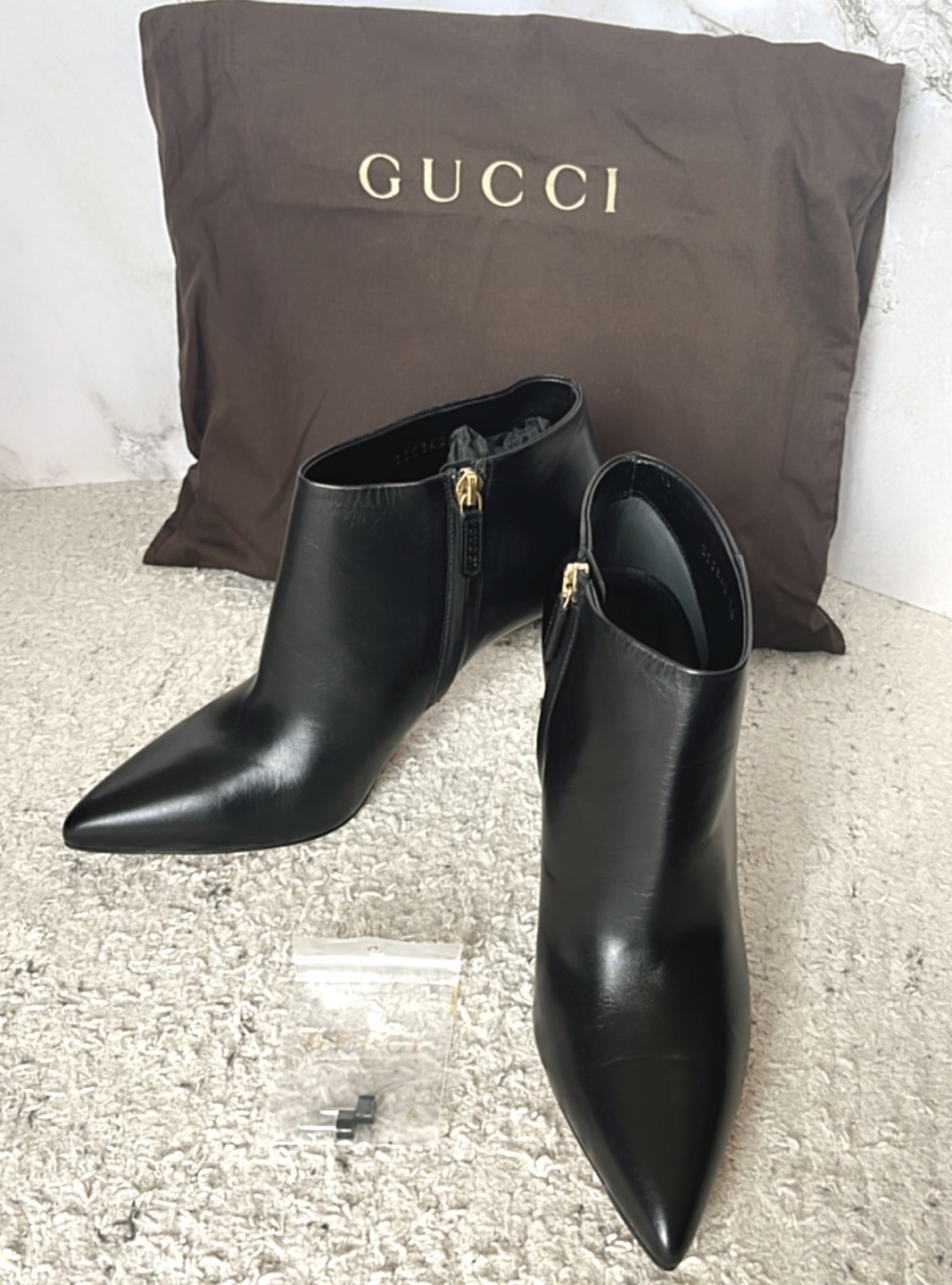 GUCCI Shoes-Black Leather Pointed-Toe Stiletto Ankle Boots
