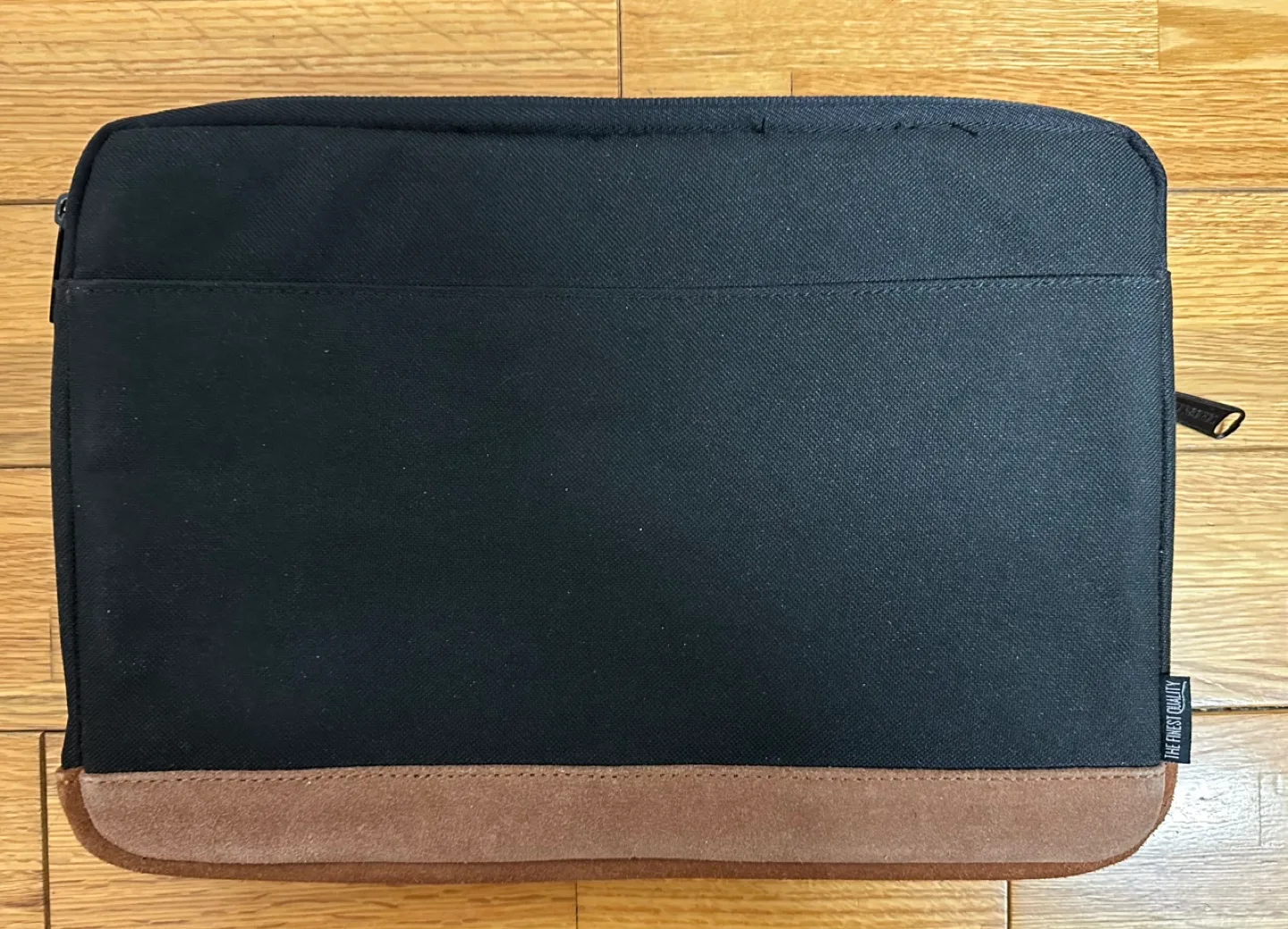 Herschel laptop sleeve image indicator(2)