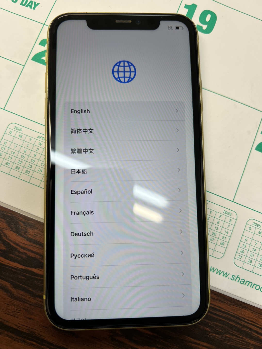 iPhone 11 Yellow - photo 2