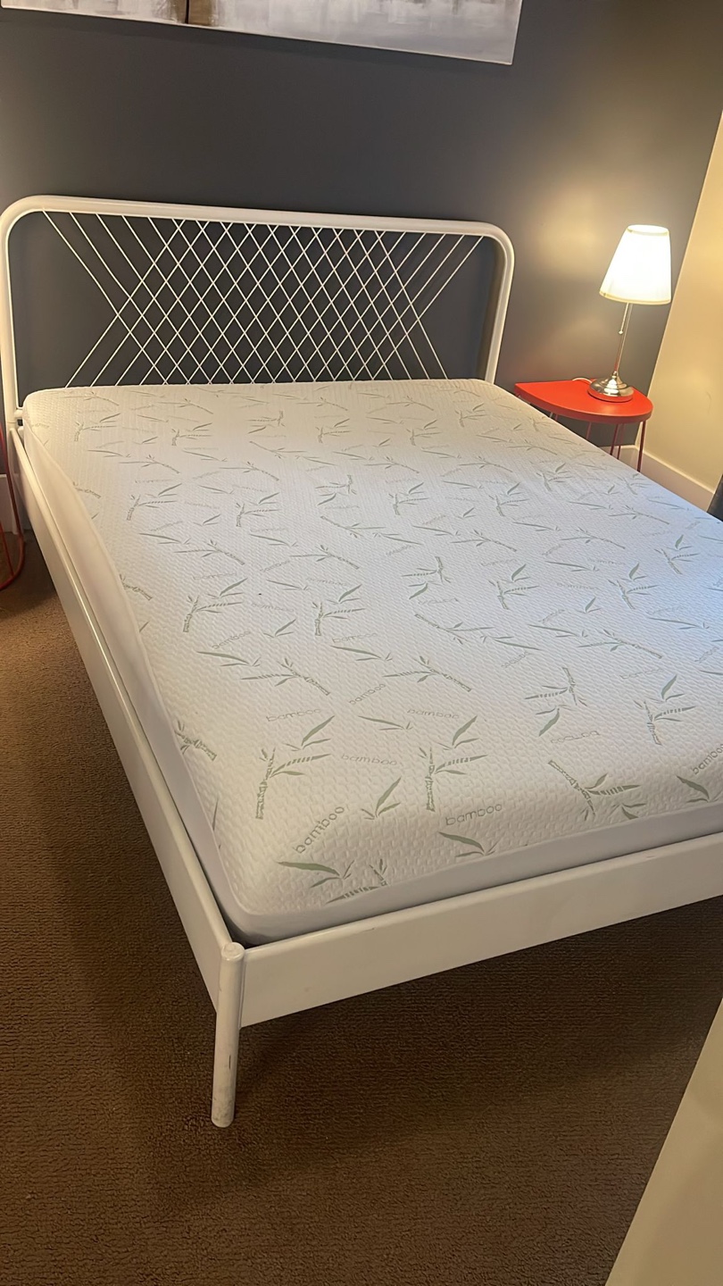IKEA Metal Queen Bed Frame + Wooden Slats - photo 4
