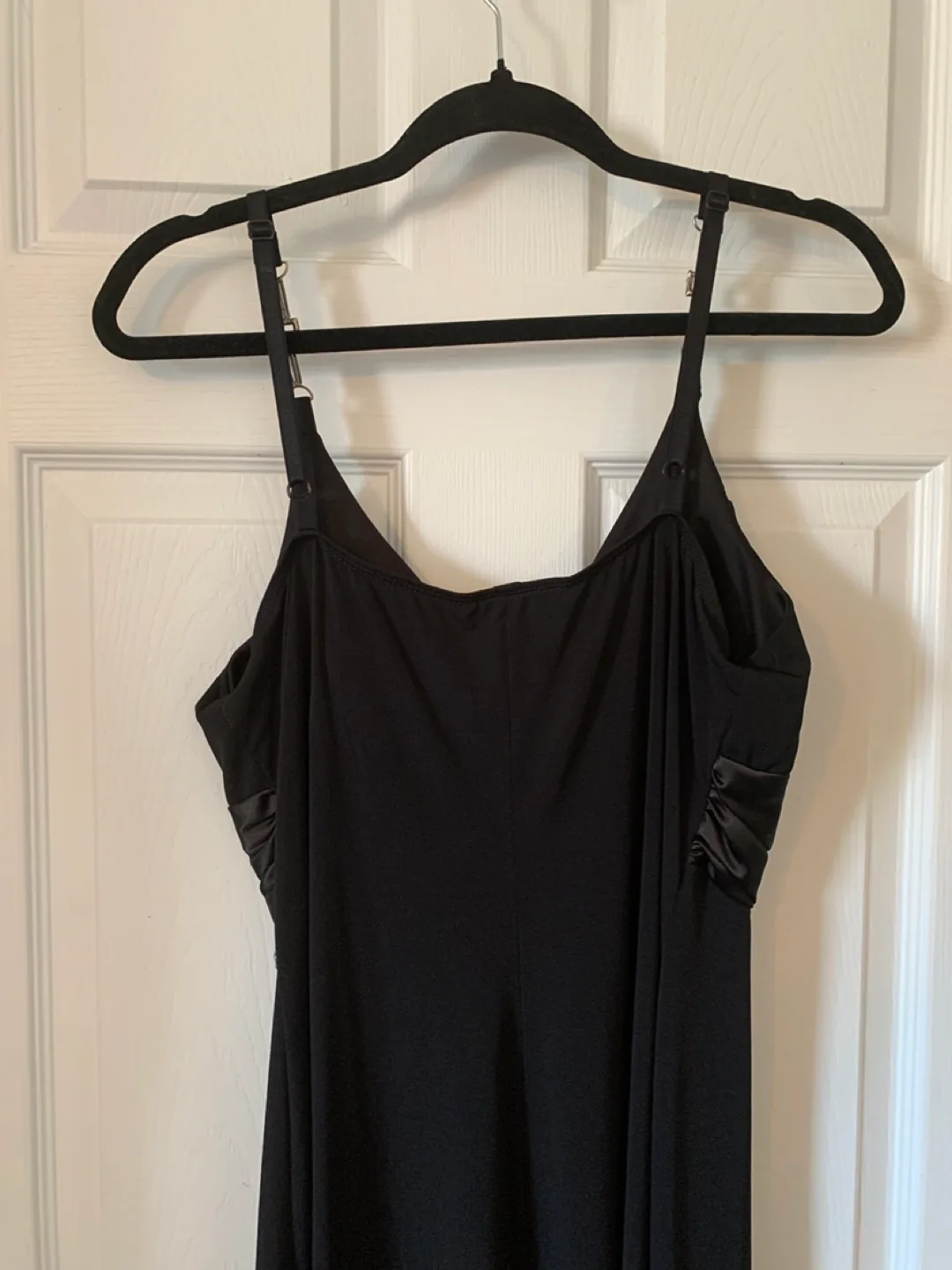 Jessica  Black Sleeveless Dress image indicator(3)