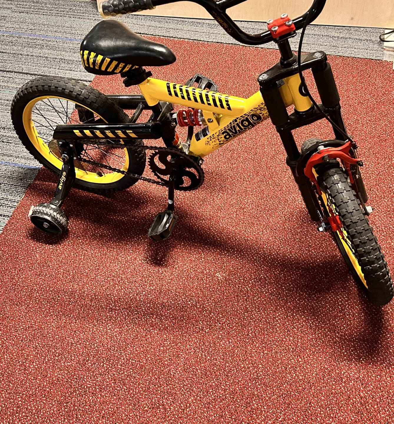 Kids' Yellow BMX Bike with Training Wheels - photo 3