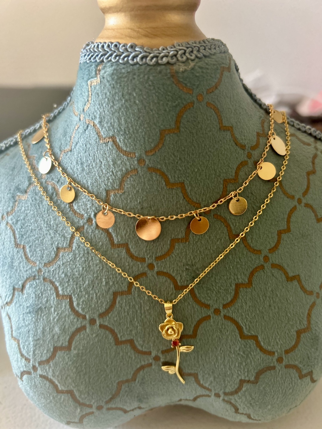 Gold Plated Layer Necklace Set with Rose Pendant